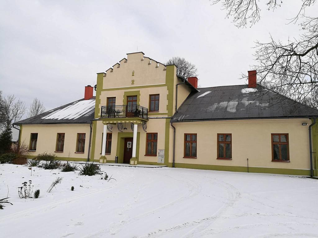 Dworek Mlynarza Zator Buitenkant foto
