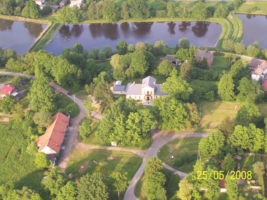 Dworek Mlynarza Zator Buitenkant foto